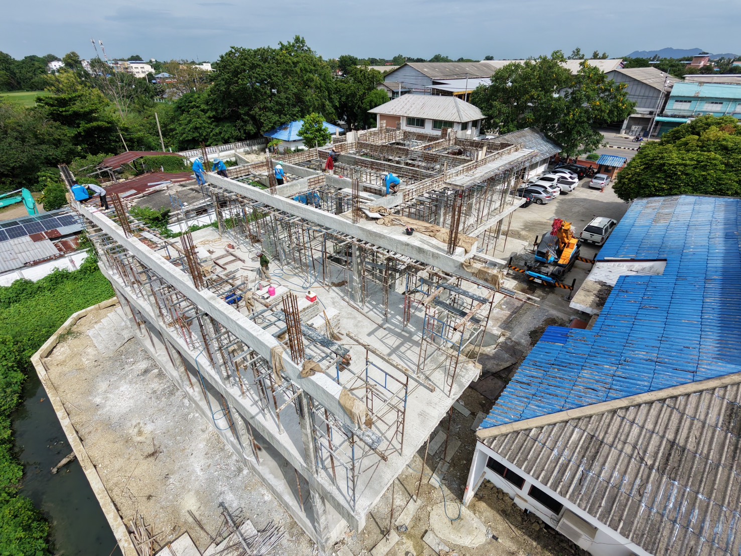 title - ผู้ตรวจราชการ ส.ป.ก. ประชุมติดตามความก้าวหน้าผลการดำเนินงานของ ส.ป.ก.ลพบุรี รอบที่ 2 ปีงบประมาณ พ.ศ. 2569 พร้อมตรวจเยี่ยมให้กำลังใจเกษตรกรในเขตปฏิรูปที่ดิน